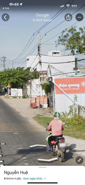 chính chủ cần bán căn nhà mặt đường nguyễn huệ trục chính giá rẻ