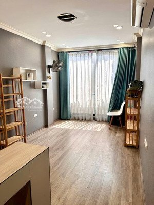 cho thuê nhà 7 tầng thang máy phố lạc trung, hai bà trưng, 17 triệu/tháng