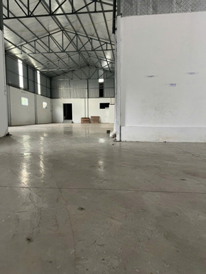 cự khối - cho thuê kho 400m2 - xe tải 7 tấn - 3 pha