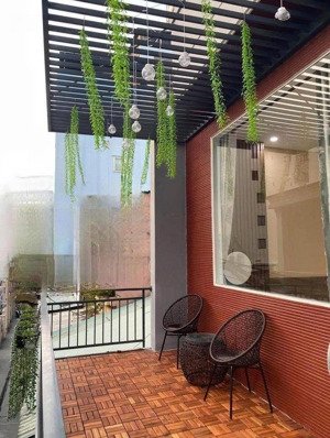 bán nhà 2 tầng kiệt ôtô phố hà bổng, sát trung tâm tài chính quốc tế đà nẵng.