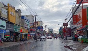 bán tòa nhà mặt tiền lê văn việt, hiệp phú, thủ đức, dt 870m², đang cho sacombank thuê - giá 185 tỷ