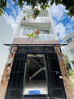 kẹt tiền cần bán nhà nguyễn thái sơn,gò vấp-giá:2.89tỷ/40m2 (4x10m) có sổ, gần vincom phù hợp kd