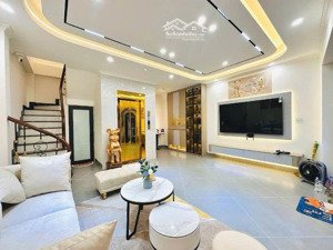 siêu phẩm hồ văn chương, ô tô đỗ cửa, vài bước ra hồ, thông tứ tung, nhà mới thang máy, 41m2*6t