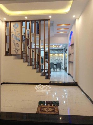 bán nhà phố tôn thất tùng, thanh xuân 33m 5 tầng, nhà đẹp, đầy đủ nội thất, ngõ thông. chỉ 7,x tỷ