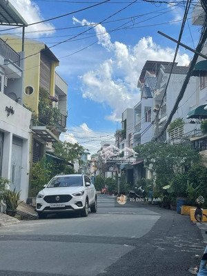 thanh lý nhà mặt tiền hẻm trải nhựa rộng 8m dt 79m2 ngang 5 hiếm đường lý phục man - 9,3 tỷ