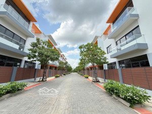 giá cực tốt chỉ 3,3 tỷ đã sở hữu được căn nhà liền kề tại elite life