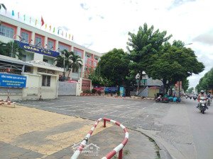 nhà c4 89m2, ngang 7m. 170m ra mt quang trung, p10, gò vấp. gần trường thcs quang trung