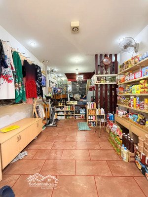 bán nhà riêng 11,7 tỷ, 35,9m2 ở nguyễn tri phương, p12, q10, hcm đẹp, tiện ích nhiều