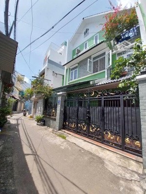 nhà 3 tầng lê hoàng phái 40m2 sổ hồng riêng hẻm xe hơi giá 5,45 tỷ