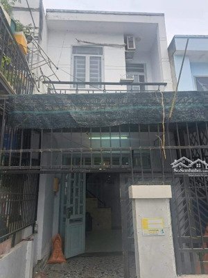 nhà sổ riêng 111.6m2 - hoàn công đầy đủ - hẻm xh tới nhà - ngay cầu long kiểng