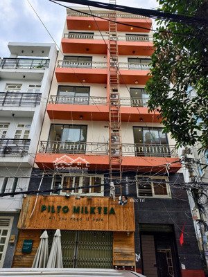 bán tòa nhà đường cách mạng tháng tám, q3, hầm, 6 tầng, hđt 120 triệu/th, giá chỉ 35 tỷ