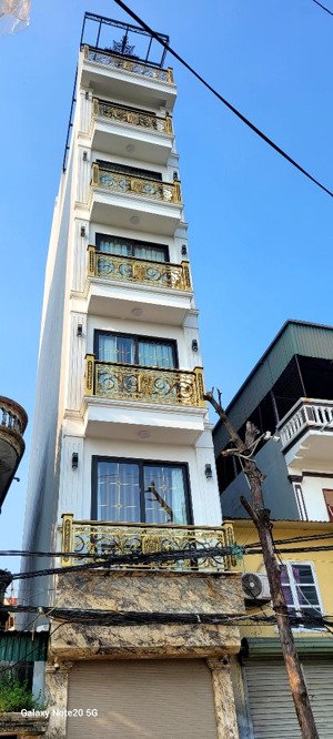 nhà đẹp tam.hiệp_ thanh trì: 42m, 6 tầng, thang máy, vỉa hè 3m. cực đẹp!