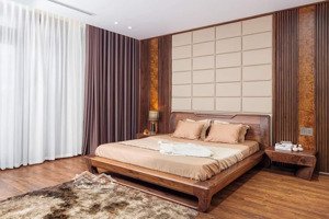 hiếm! ngang: 7.3m, hầm 5 tầng + thang máy, hẻm ô tô nguyễn bỉnh khiêm q1 giá 13.9 tỷ, lh 