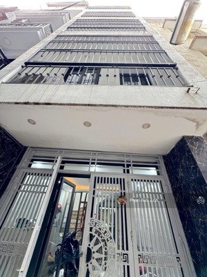 bán nhà riêng 155 cầu giấy 45m2, ngõ thông, cách 1 nhà ra ôtô, 5 tầng đẹp, giá cực hiếm đầu tư tốt