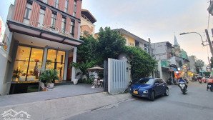 bán villa vip mặt tiền đinh công tráng, p. tân định giá chỉ 3x tỷ