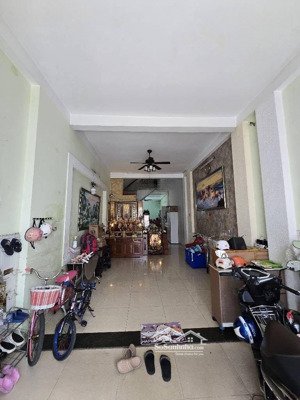 bán nhà hxh đường lê văn quới, bình tân,ngay bốn xã (4 x 22 x 4 tầng) 7,5 tỷ tl