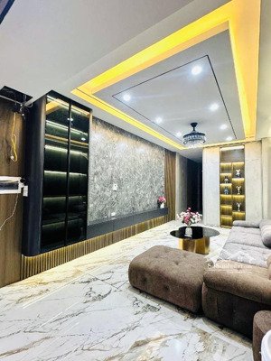 nhà đàm quang trung 9 tỷ dòng tiền 30tr/tháng, full nội thất 6 ngủ rộng, 10m ra mặt phố ô tô tránh