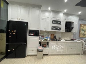 mặt phố yên phụ, view hồ tây, 8 tầng thang máy, 2 mặt thoáng, kinh doanh sầm uất 42 tỷ