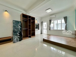 cho thuê căn hộ ban công máy giặt riêng ngay hoàng hoa thám tân bình