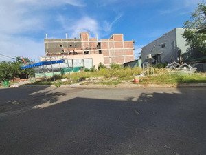 hàng nóng cắt lỗ - giá rẻ hơn cả đất kiệt! lô góc cực đẹp hòa nam 9 gần đại học duy tân, bến xe