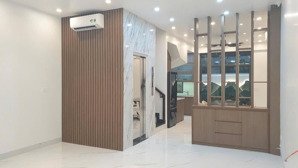 chính chủ bán căn 75m2 có hợp đồng thuê 28 triệu/tháng