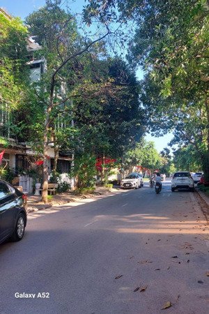 nhà hiếm nguyễn hoàng - nam từ liêm. lô góc- ngõ thông-gara ô tô. 56m2 5 tầng mt 6m 19,2 tỷ