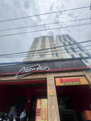 bán toà nhà khủng 8tầng mặt tiền huỳnh tấn phát, q7 dòng tiền 800tr/th.