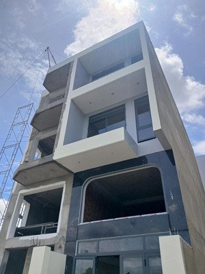 nhà 4 tầng mới xây, tỉnh lộ 43, sổ riêng từng căn, 52.3m2, giá 4.37 tỷ