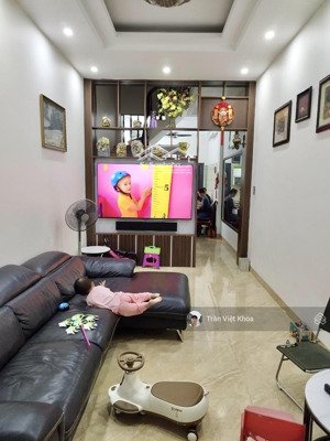 ô tô đỗ cửa - ngõ thông kinh doanh đỉnh - 4 tầng 70m phố yên lãng hơn 18 tỷ