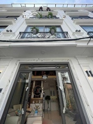 bán nhà phân lô đô thị kiểu mới - phố yên hoà-35m2 - đẹp xuất sắc