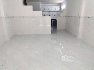 cho thuê nhà nguyên căn đường số 51, p14 gv, hẻm 1/ ngắn- 2pn,2wc có máy lạnh - 8,5tr/tháng