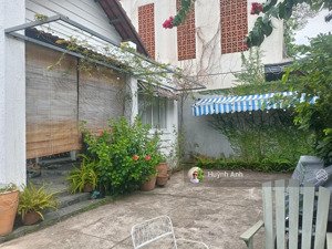 cơ hội "vàng": mặt tiền chế lan viên - 327m2 xây tòa căn hộ/villa cho thuê. vị trí đắc