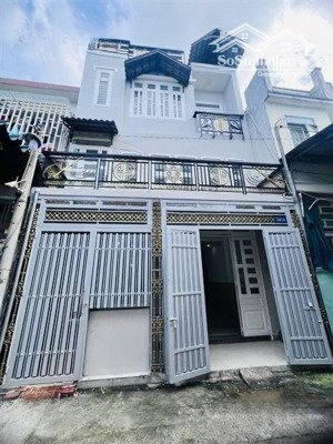 bán nhà 3 tầng, 6x12.5, hẻm 8m, bình tân, nhỉnh 5 tỷ