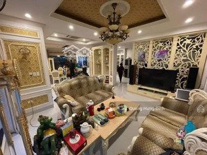 biệt thự đơn lập việt kiều châu âu, nguyễn văn lộc, mỗ lao, 250m2 mặt tiền 15m, vị trí đẹp, full đồ