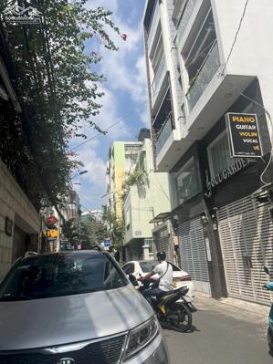 Bán nhà Phan Xích Long, Phú Nhuận, Vị trí KD, 4 Tầng, 43m2, hẻm 10m xe hơi tránh, 11.45 Tỷ