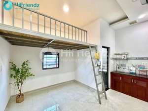 cho thuê phòng trọ cao cấp ngay chân cầu kênh tẻ có cửa sổ trời, thang máy, bảo vệ an ninh