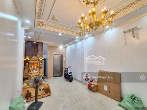 bán nhà gần phố kim mã thượng, ngõ thông, 2 thoáng, thang máy, kd, tặng nội thất ở ngay 39m2* 6t.