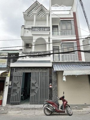 bán nhà nguyễn ảnh thủ quận 12 diện tích 74m nhà 3 tầng mới đẹp chỉ 8.9 tỷ