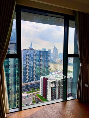 bán 2pn - view sông, cầu ba son - tầng cao - diện tích lớn - có bồn tắm