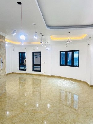 bá.n ccmn kim giang_hoàng mai - 8 tầng thang máy - ngõ thông