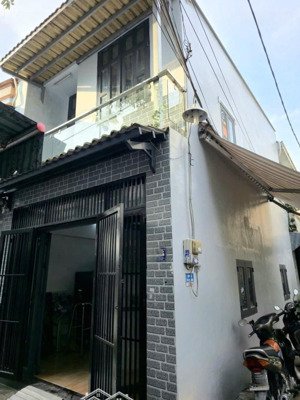 nhà 2 tầng mặt tiền đường số 1 giá chỉ 3.2 tỷ 33m (4x8.25) giáp tân phú