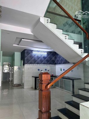 (ncc) cho thuê nhà 2 tầng mặt tiền trần nguyên đán đường 10m5 diện tích sử dụng: 150m² n