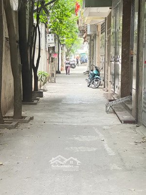 bạn có muốn sống giữa trung tâm thanh xuân mà vẫn có ngôi nhà riêng yên tĩnh, 2 thoáng, ô tô tránh?