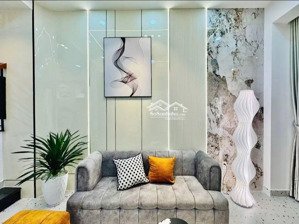 góc 2 mặt tiền đường 8m- nhà 2 tầng - 4x14m. chỉ nhỉn 4 tỷ