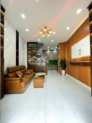 gấp quá, chủ giảm 500 triệu để bán nhanh nhà tây sơn, 35m2, 5 tầng, 100m ra đường ô tô tránh, 8 tỷ