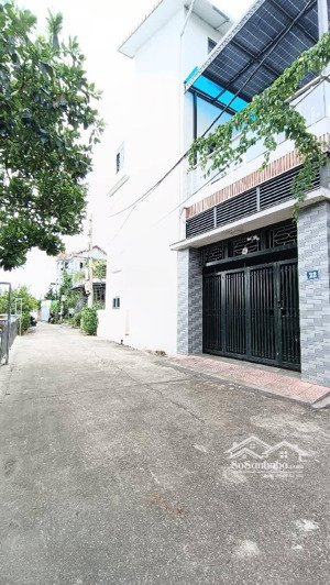 siêu hiếm xuân khôi long biên nhà c4 full thổ cư sổ hoa hậu ô tô cách 20m vị trí trung tâm