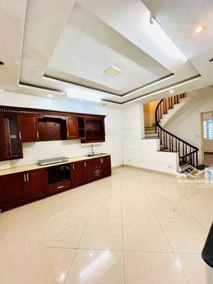 siêu phẩm! không gian sống lý tưởng cho gia đình 4 tầng đẹp ngõ rộng 50m ra phố & hồ, ba đình