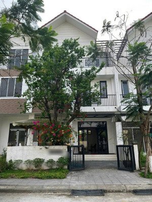 cần bán villa 3 tầng full nội thất khu b roya park tp huế