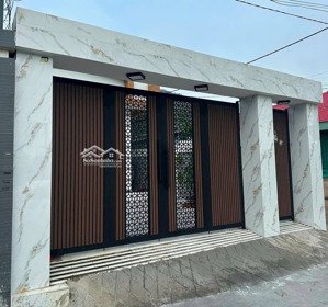 bán căn nhà hải lâm phước hưng - long điền- brvt nhà góc 2 mặt tiền đường bê tông xe hơi dt6x23