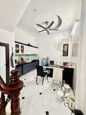 nhà đẹp minh khai ngõ nông rộng, 3 bước ra phố 40 m 3 tầng 11 tỷ